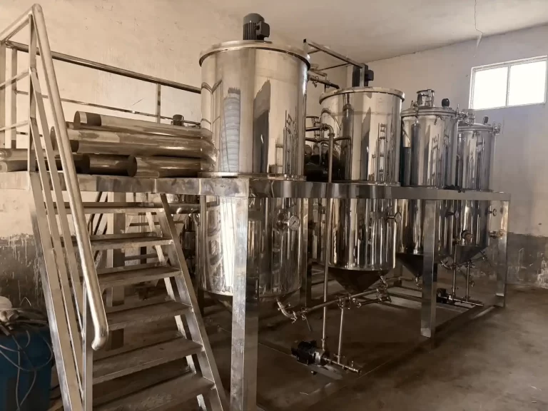 Edible coconut oil refining equipment (768x576)